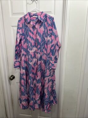 Peace Love World Pink and Blue Printed Top